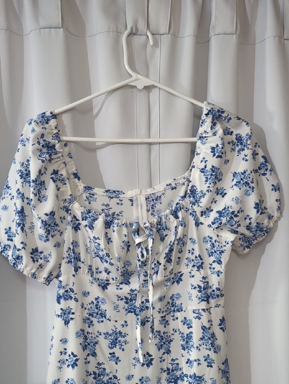 🌸 White & Blue Floral Off-Shoulder Maxi Dress 🌸Size Small | Never Worn - Picture 7 of 16